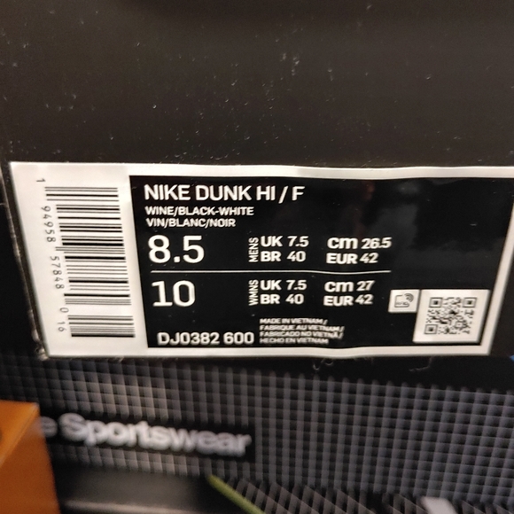 Nike: Dunk High x Fragment Design "Beijing" Sneakers - Picture 11 of 11